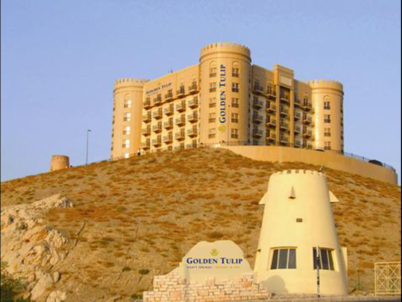  Golden Tulip Khatt Springs Resort & Spa 4* 