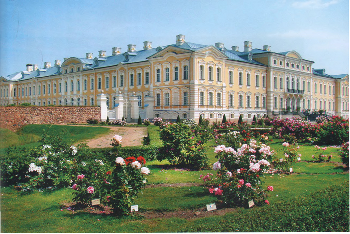 Рундальский дворец, архитектурная жемчужина южной Латвии
