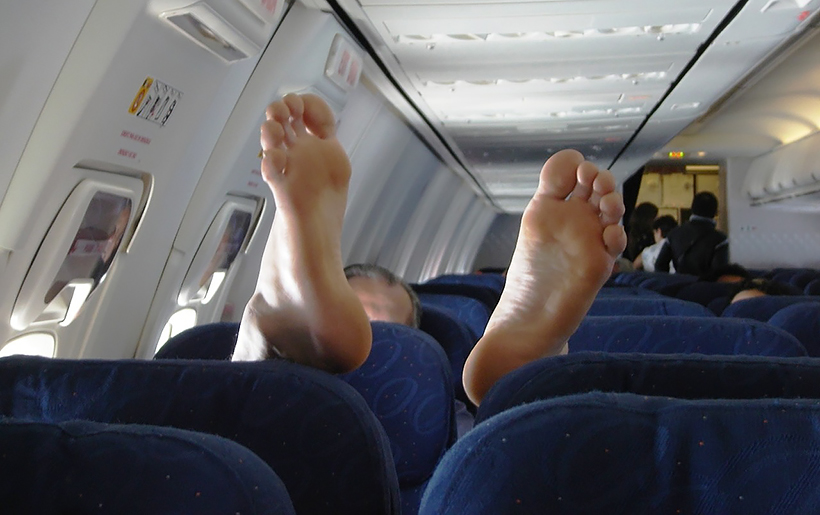 Наглый пассажир в самолете