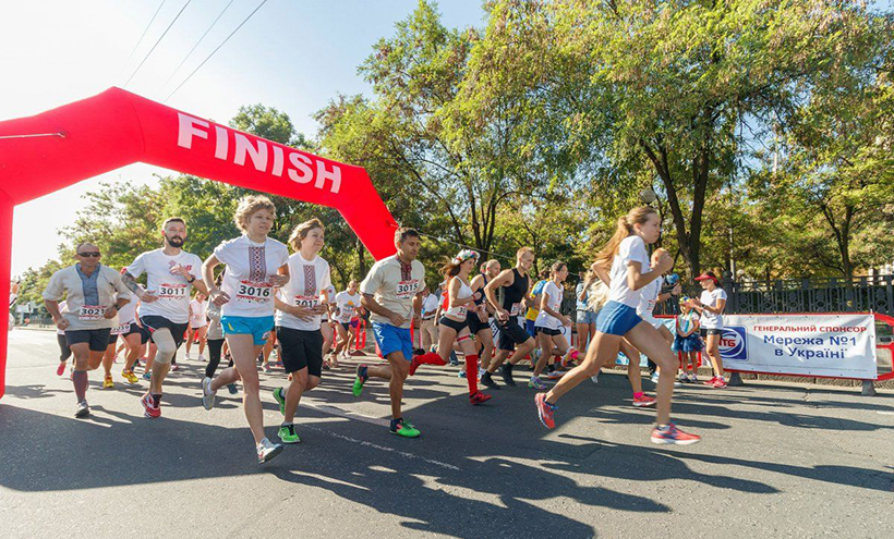 Забег в вышиванках