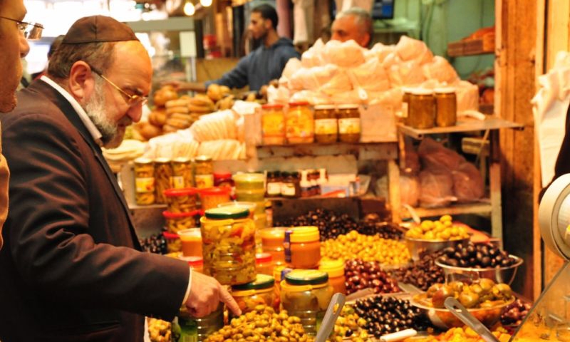 Выбор оливок в Израиле