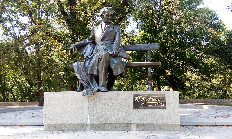 Памятник Т. Шевченко на Валу