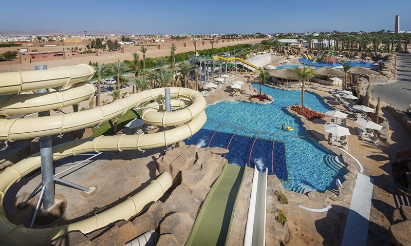 Бассейн Reef Oasis Beach Resort