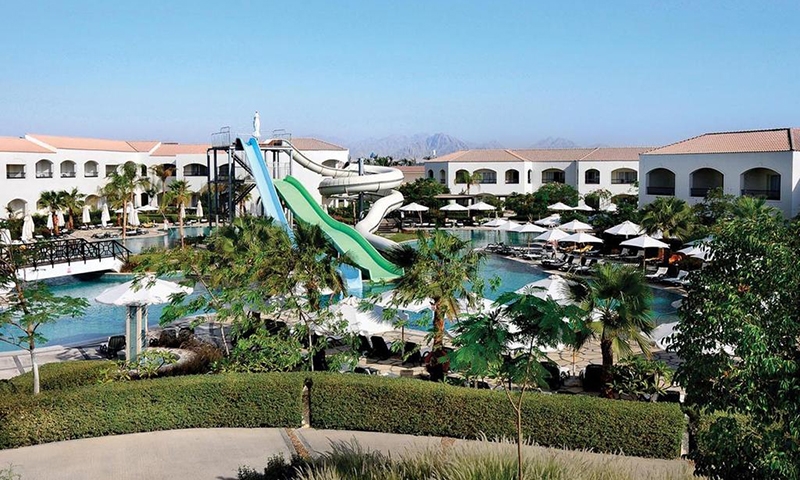 Водные горки Reef Oasis Blue Bay Resort