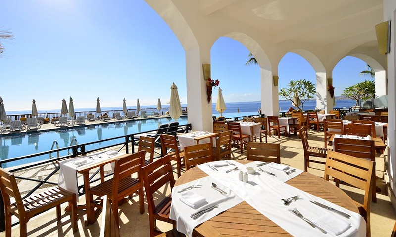 Ресторан в Reef Oasis Blue Bay Resort