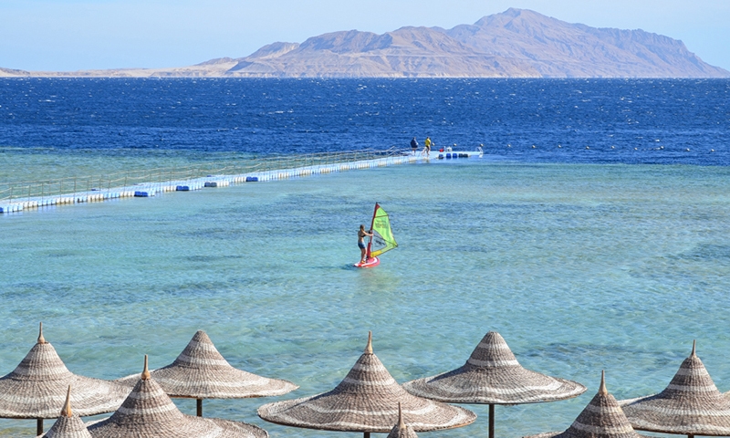 Водные развлечения в Cyrene Grand Hotel