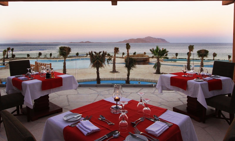 Ресторан в Cyrene Grand Hotel