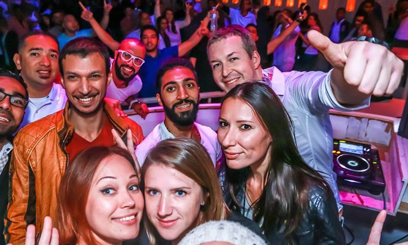 Ночной клуб в отеле Albatros White Beach Resort