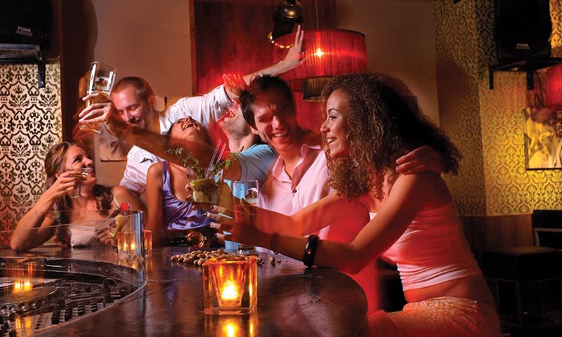 Бар в отеле Ali Pasha Hotel