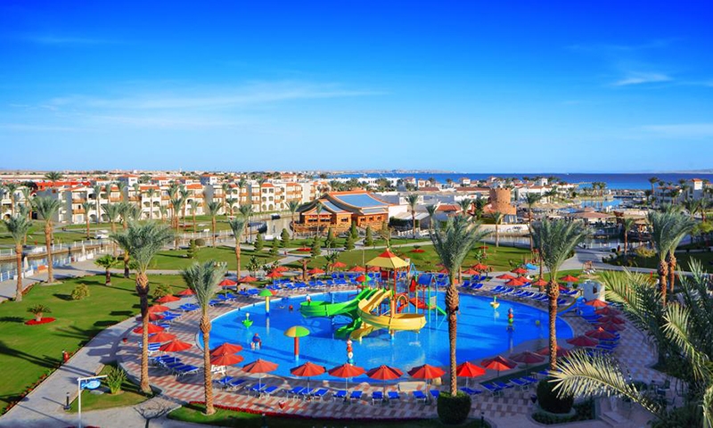 Детский бассейн в отеле Dana Beach Resort
