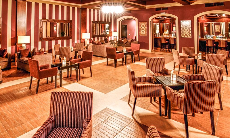 Ужин в ресторане отеля Jaz Makadina