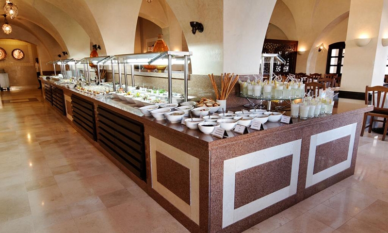 Ресторан в отеле Jaz Makadina