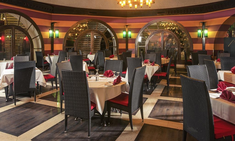 Ресторан в отеле Mercure Hurghada