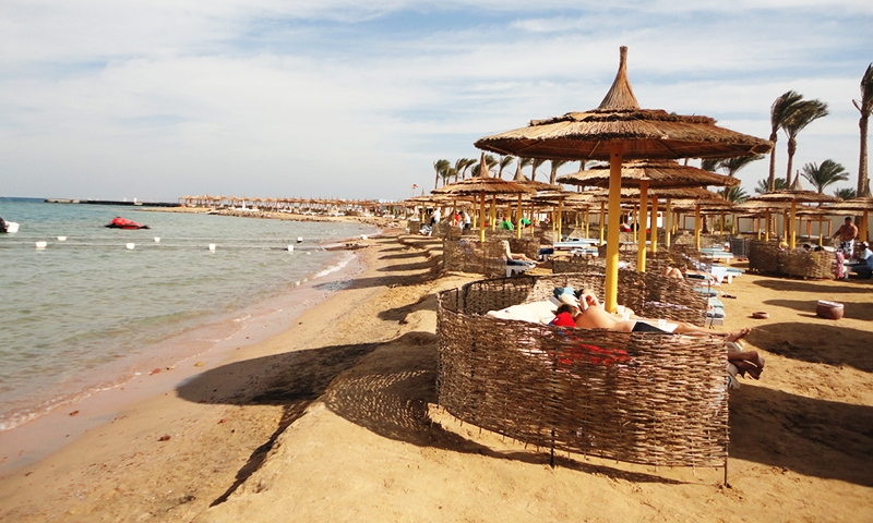 Пляж Pickalbatros Alf Leila Wa Leila