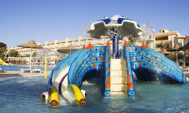 Водные горки в Pyramisa Sahl Hasheesh