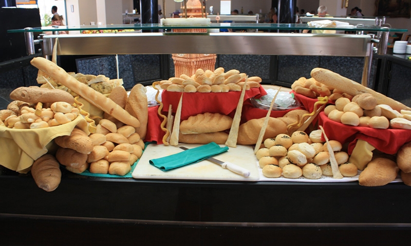 Выпечка в отеле Rixos Premium Seagate