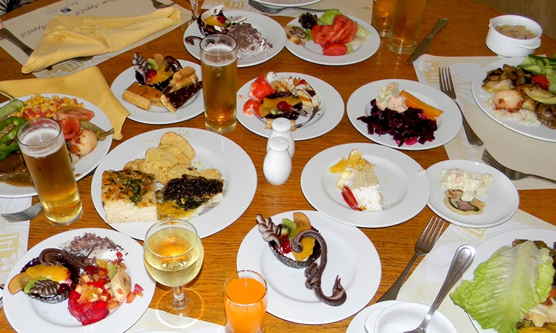 Кухня в отеле Rixos Premium Seagate