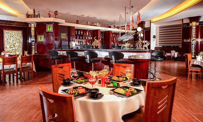 Ресторан в отеле Royal Albatros Moderna