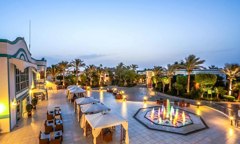 Терраса отеля Sultan Gardens Resort