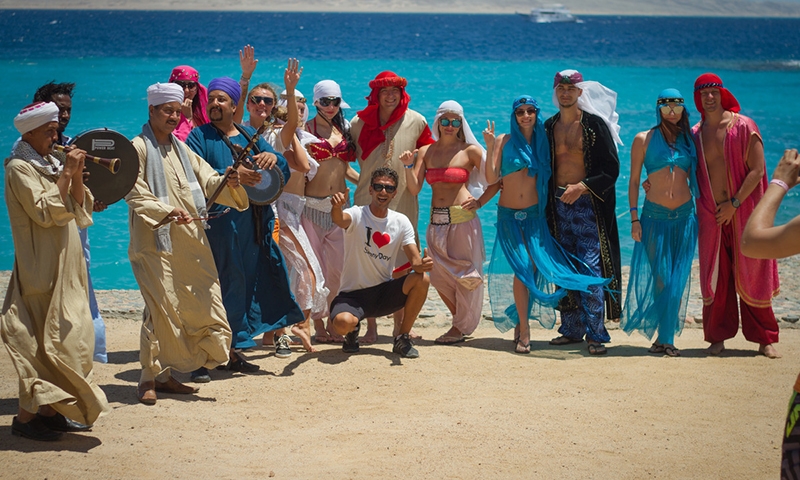 Sunny Days El Palacio