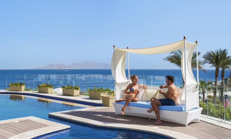 Отдых в отеле Sunrise Grand Select Arabian Beach Resort