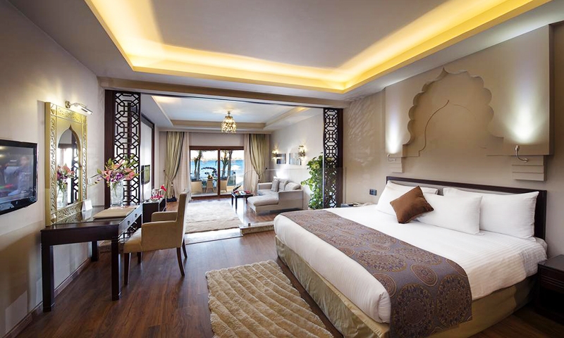 Номер в отеле Sunrise Grand Select Arabian Beach Resort