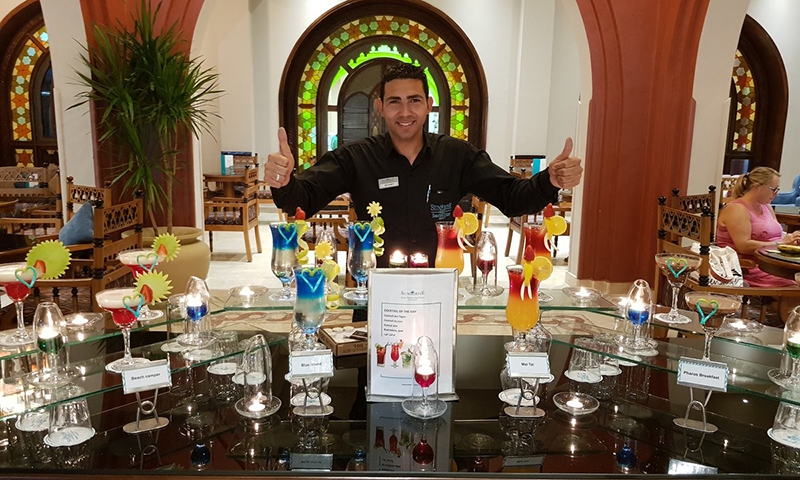 Бар в отеле Sunrise Royal Makadi Aqua Resort