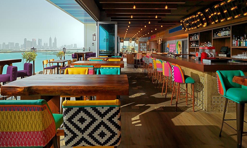 Бар отеля Aloft Palm Jumeirah