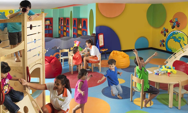 Детская комната в отеле Anantara The Palm Dubai Resort