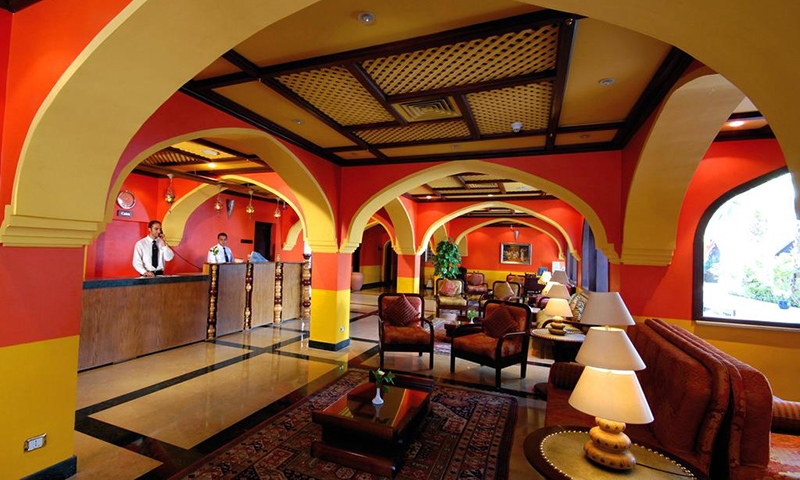 Холл отеля Domina Coral Bay Harem Deluxe 5*