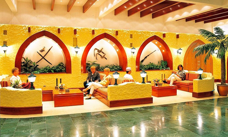 Отдых в отеле Lou’Lou A Beach Resort