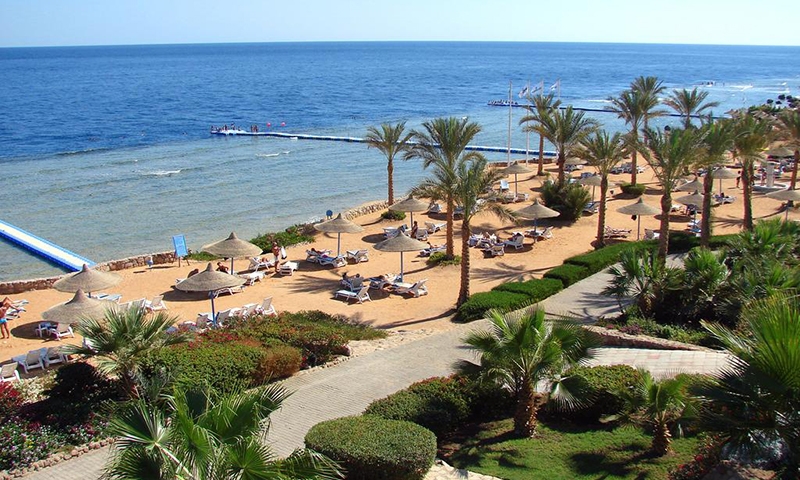 Пляж отеля Queen Sharm Resort Beach