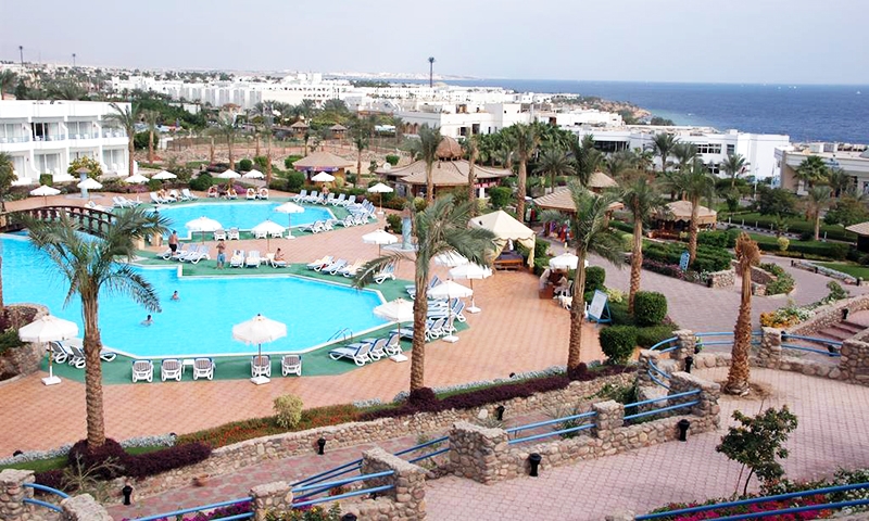 Queen Sharm Resort Beach