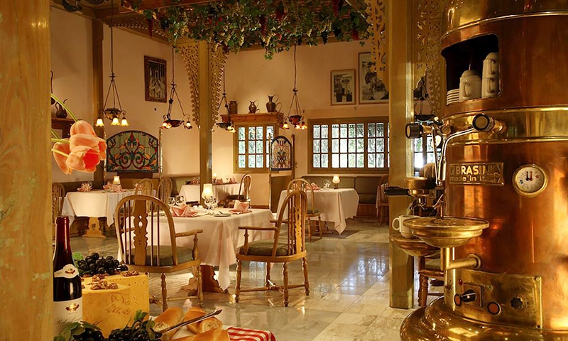 Ресторан в отеле Royal Holiday Beach Resort