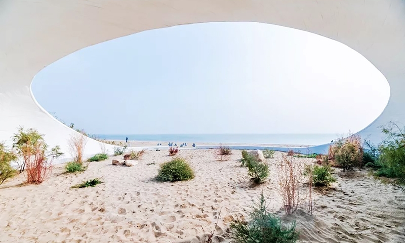 Вид из UCCA Dune Art Museum