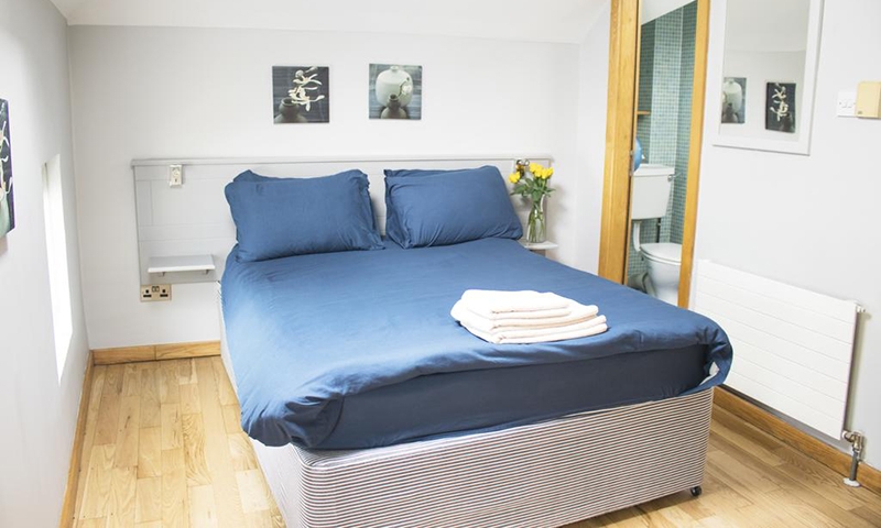 Номер на двоих в Abbey Court