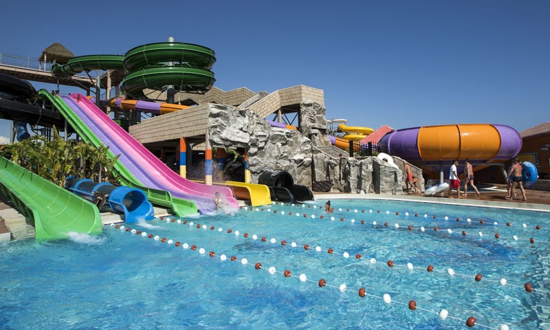 Водные горки в Papillon Belvil