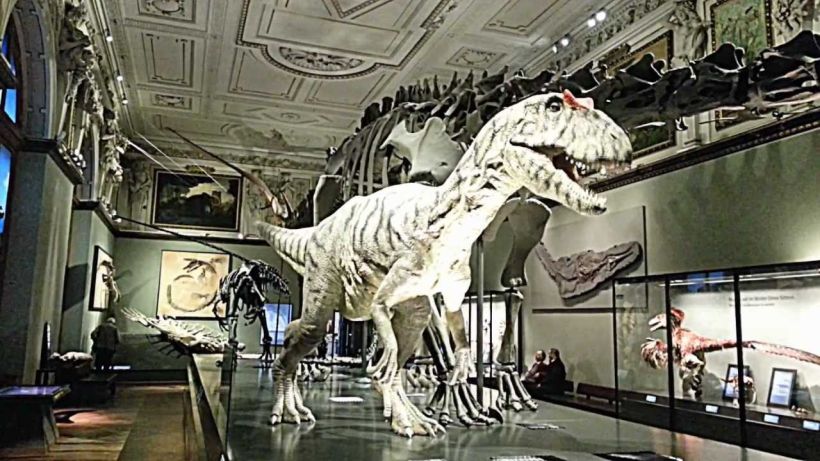 робот-динозавр Naturhistorisches Museum