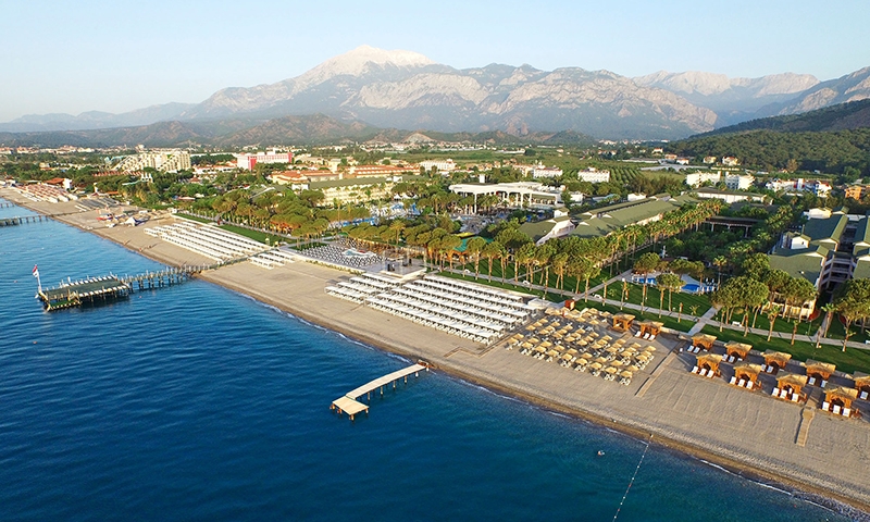 Пляж и территория Alva Donna World Palace