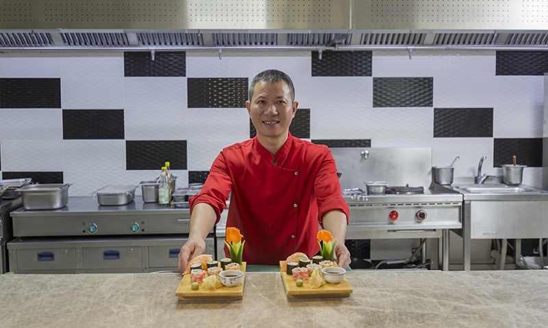 Шеф-повар ресторана Bellis Deluxe Hotel