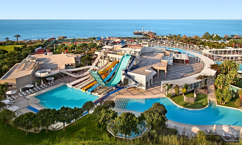 Водные горки в Ela Quality Resort Hotel