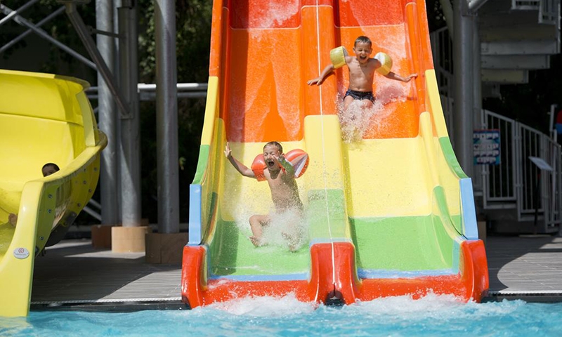 Водные горки в Otium Hotel Life