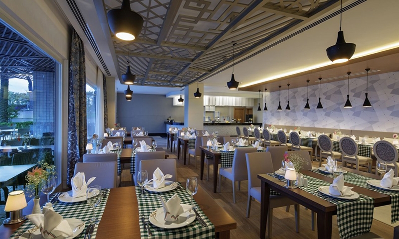 Ресторан в отеле Papillon Ayscha