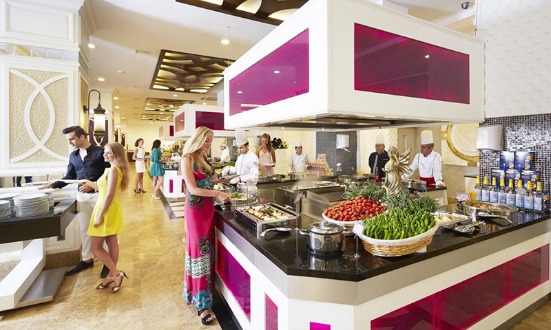 Ресторан в Ideal Prime Beach Hotel