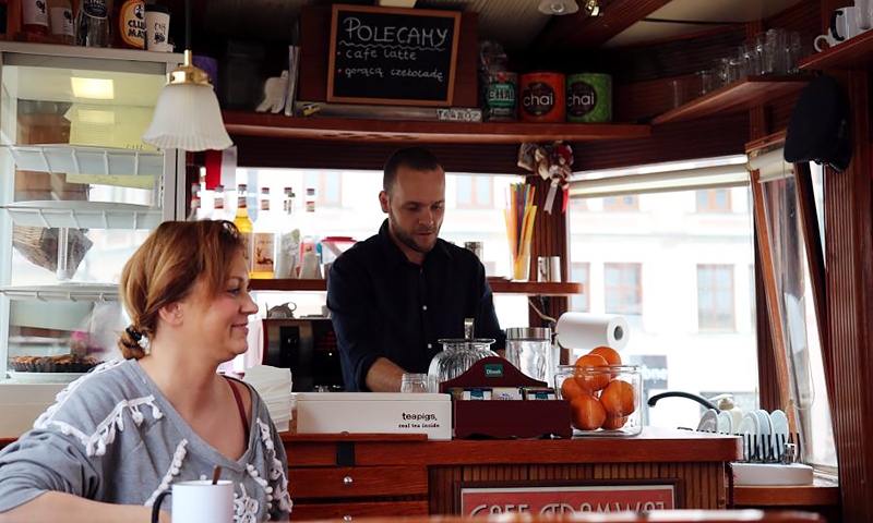 Кафе в трамвайном вагоне в Тарнуве