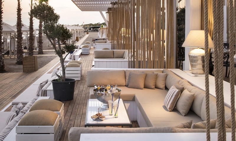 Club Privé by Rixos Belek Beach Lounge