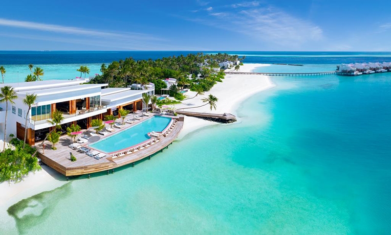 Отдых в LUX* North Male Atoll