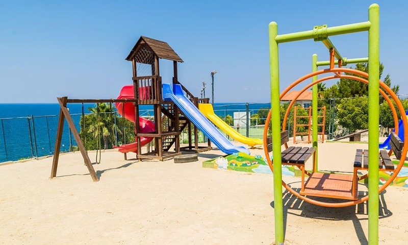 Детская площадка в SEALIGHT RESORT HOTEL
