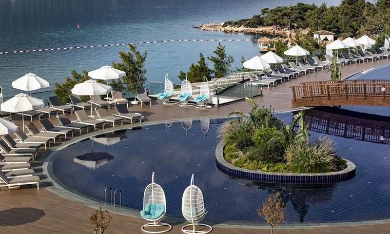 Бассейн в Titanic Deluxe Bodrum