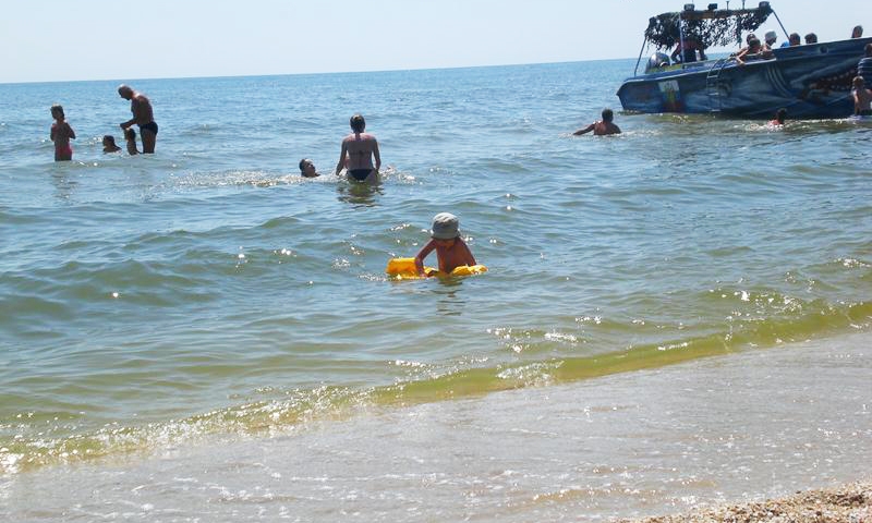 пляж возле отеля эллада